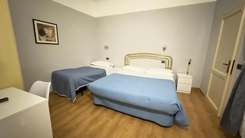 Piccolo Hotel Con Access Ztl !!! Nel Centro Storico Di Firenze !!! Exterior foto