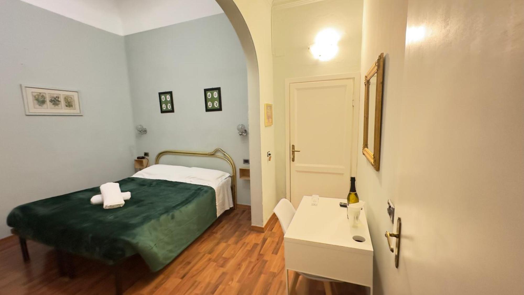 Piccolo Hotel Con Access Ztl !!! Nel Centro Storico Di Firenze !!! Exterior foto