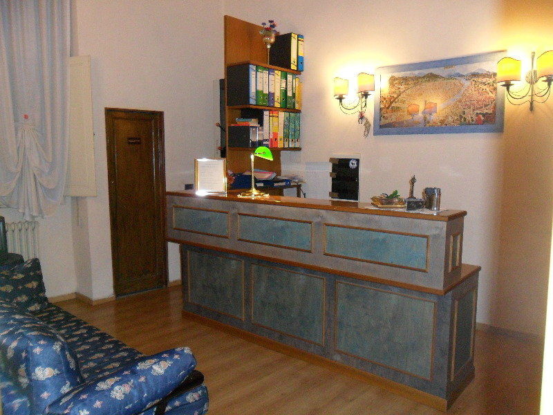 Piccolo Hotel Con Access Ztl !!! Nel Centro Storico Di Firenze !!! Exterior foto