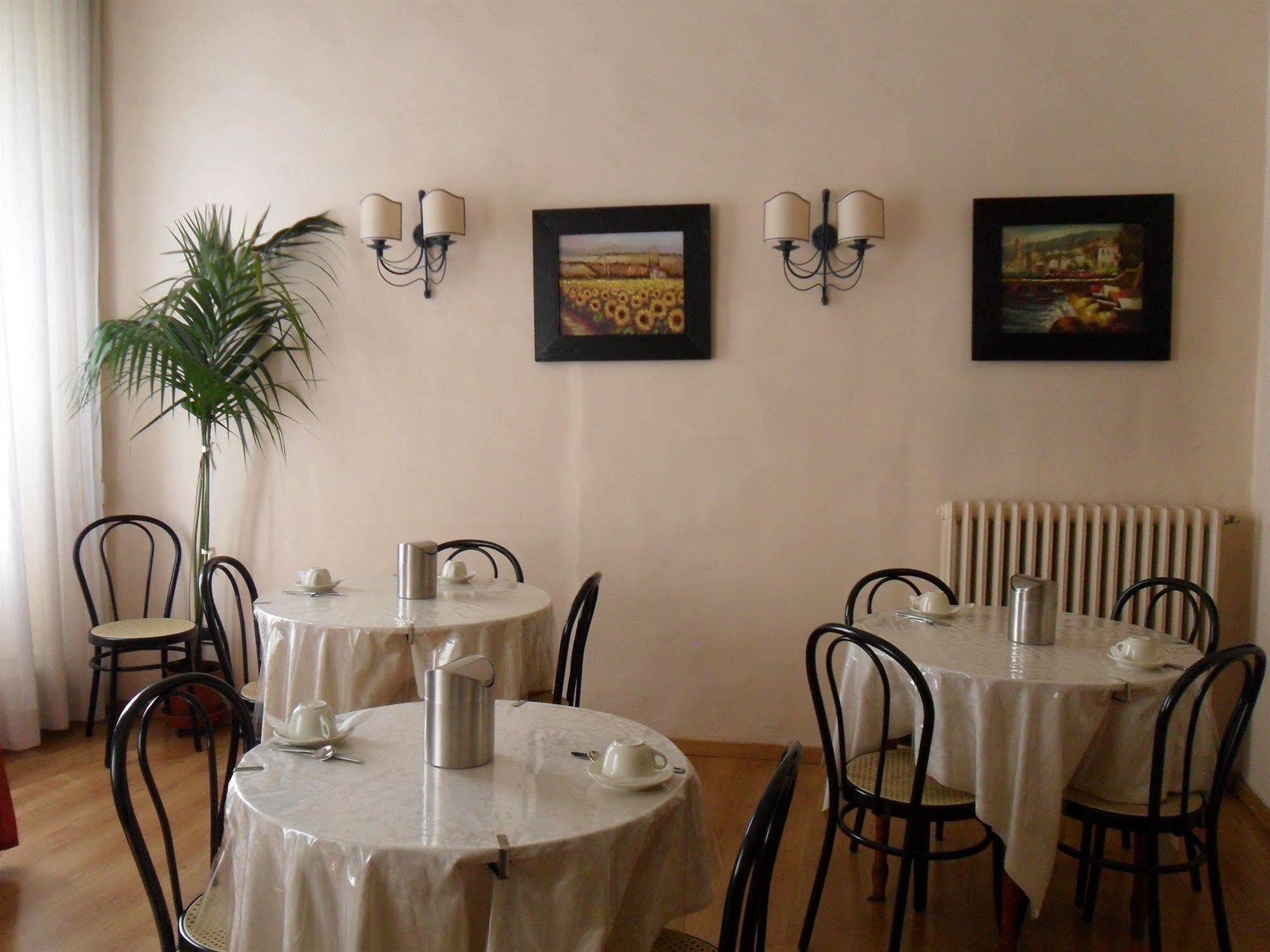 Piccolo Hotel Con Access Ztl !!! Nel Centro Storico Di Firenze !!! Exterior foto